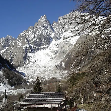 Chamois Apartment *