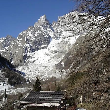 Chamois Apartment *